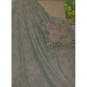 8 yards Rachel Ashwell Shabby Chic Couture Aqua 'Mystic" Damask Poplin …